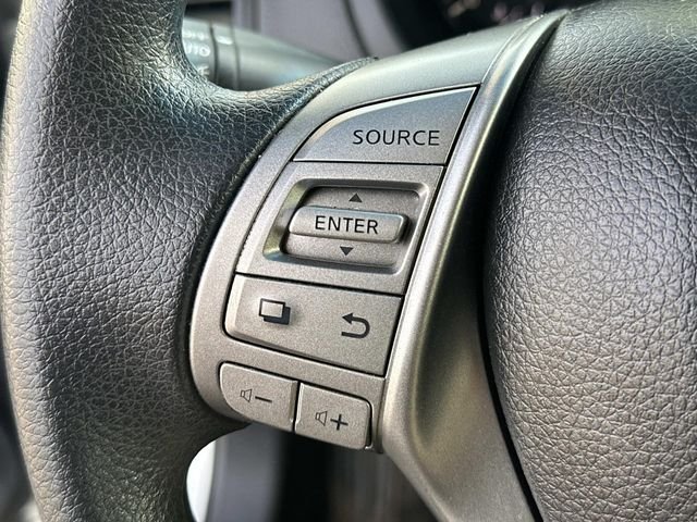 Used 2013 Silver Nissan 2.5 S image 27