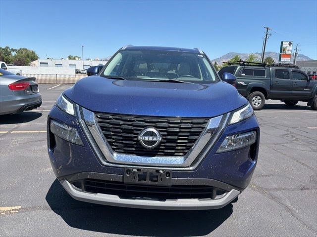 Used 2023 Caspian Blue Metallic Nissan SV image 2