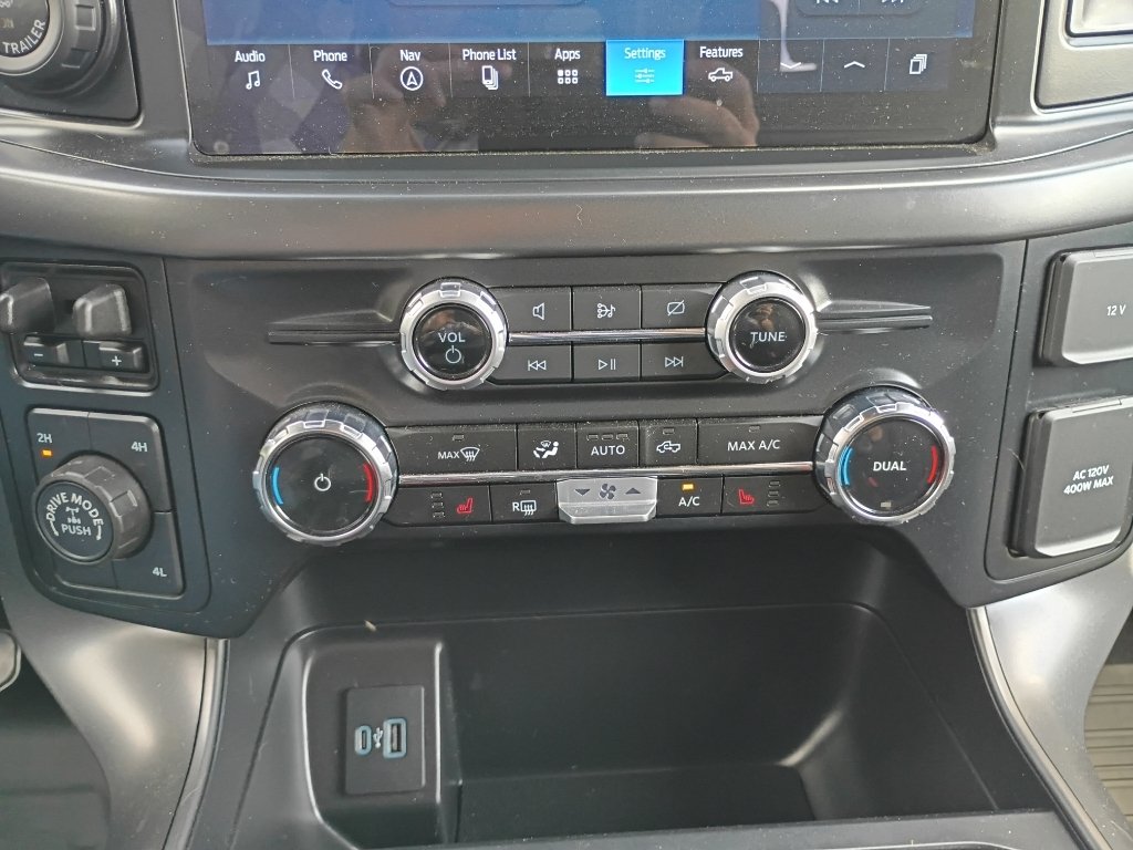 Used 2024 Carbonized Gray Metallic Ford XLT image 34