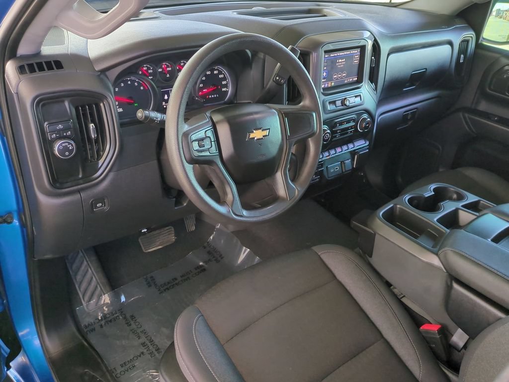 Used 2023 Glacier Blue Metallic Chevrolet Custom image 11