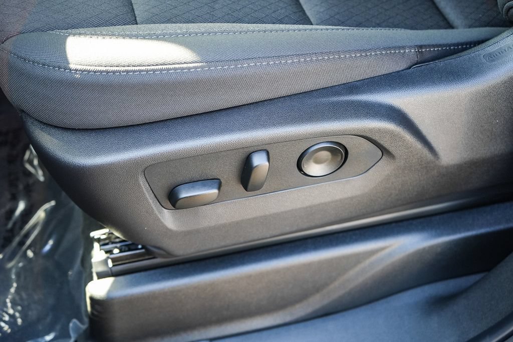 2026 Chevrolet Suburban LS - Photo 21