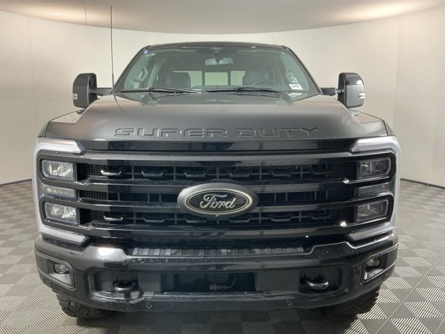 2024 Ford F-350 photo 2