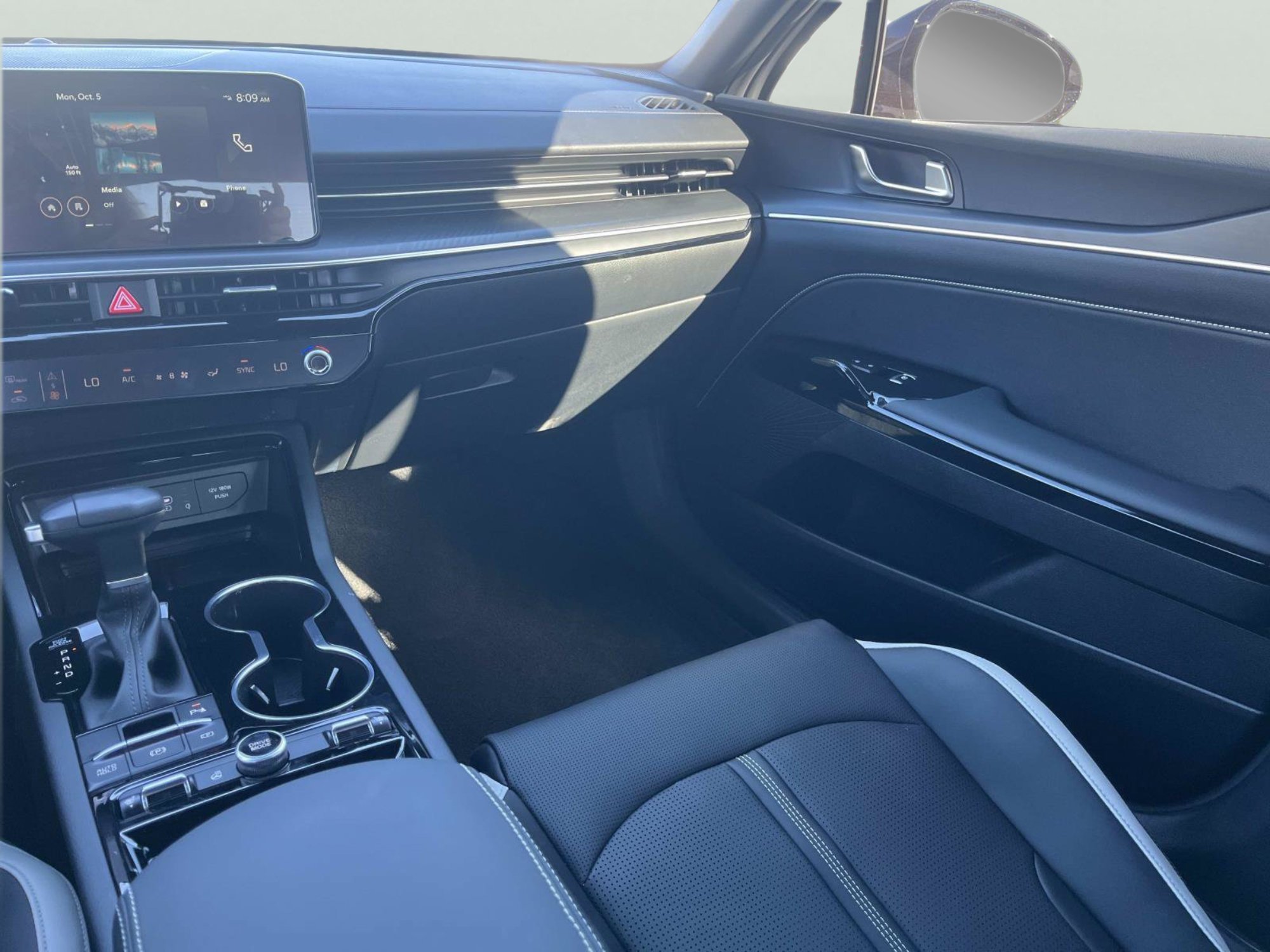 New 2026 Wolf Gray Kia GT-Line image 10