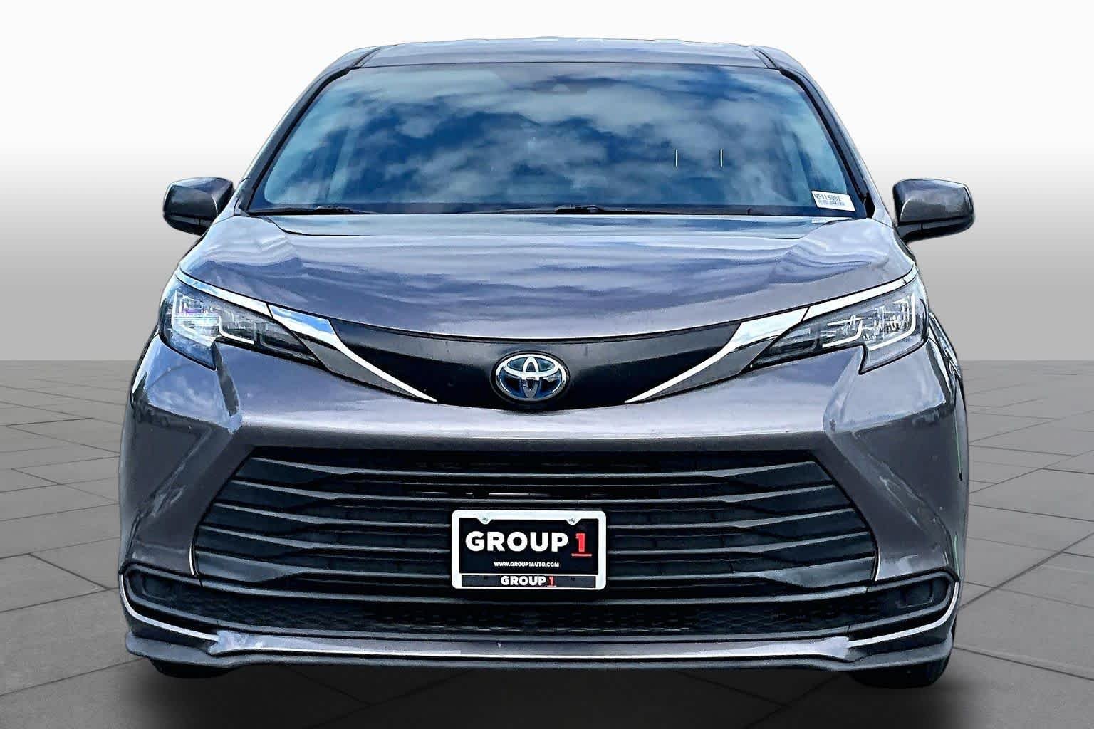 Used 2022 Predawn Gray Mica Toyota LE image 4
