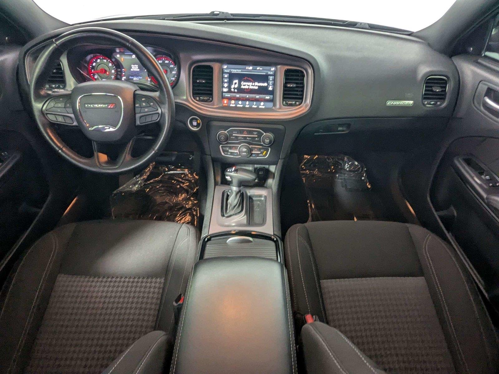 Used 2023 Pitch Black Clearcoat Dodge SXT image 36