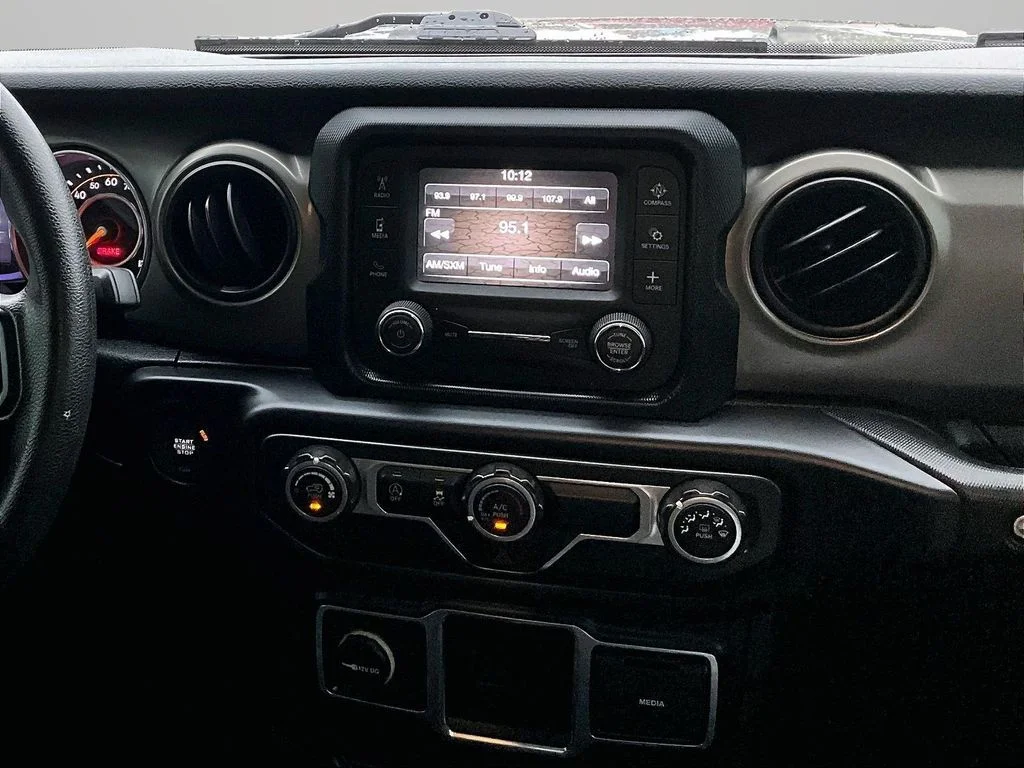 Used 2019 Gray Jeep Sport image 7