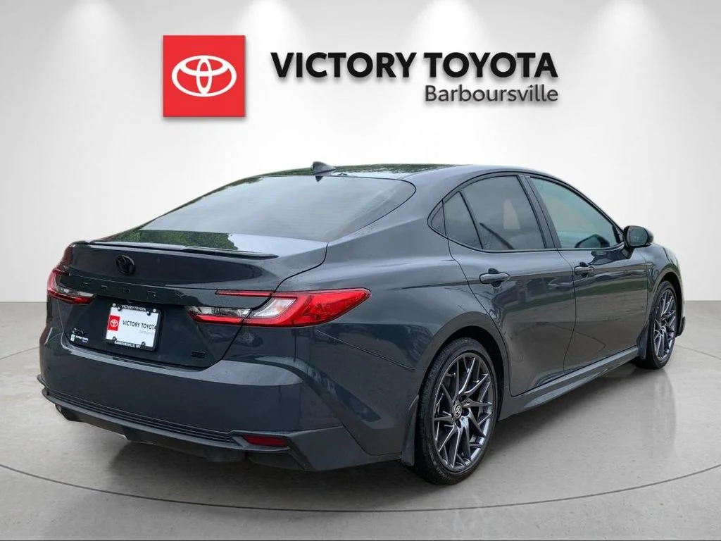 Used 2026  Toyota SE image 7