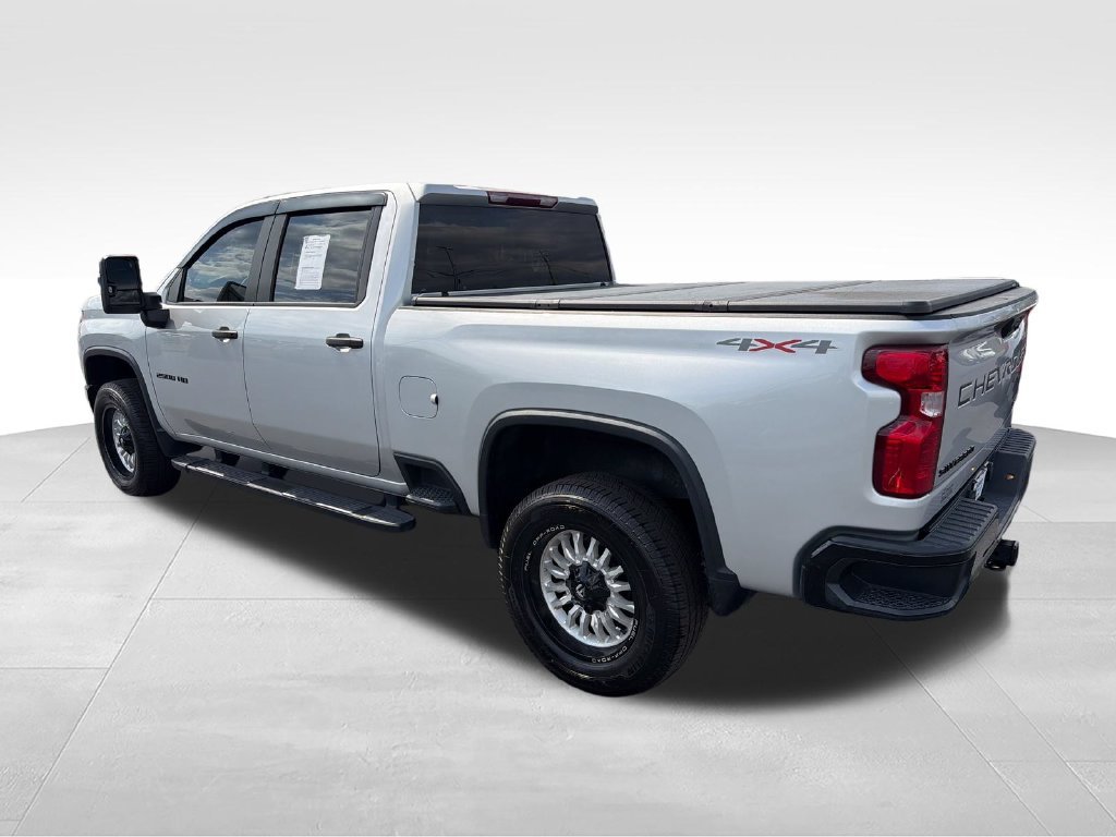 Used 2023 Silver Chevrolet Custom image 3