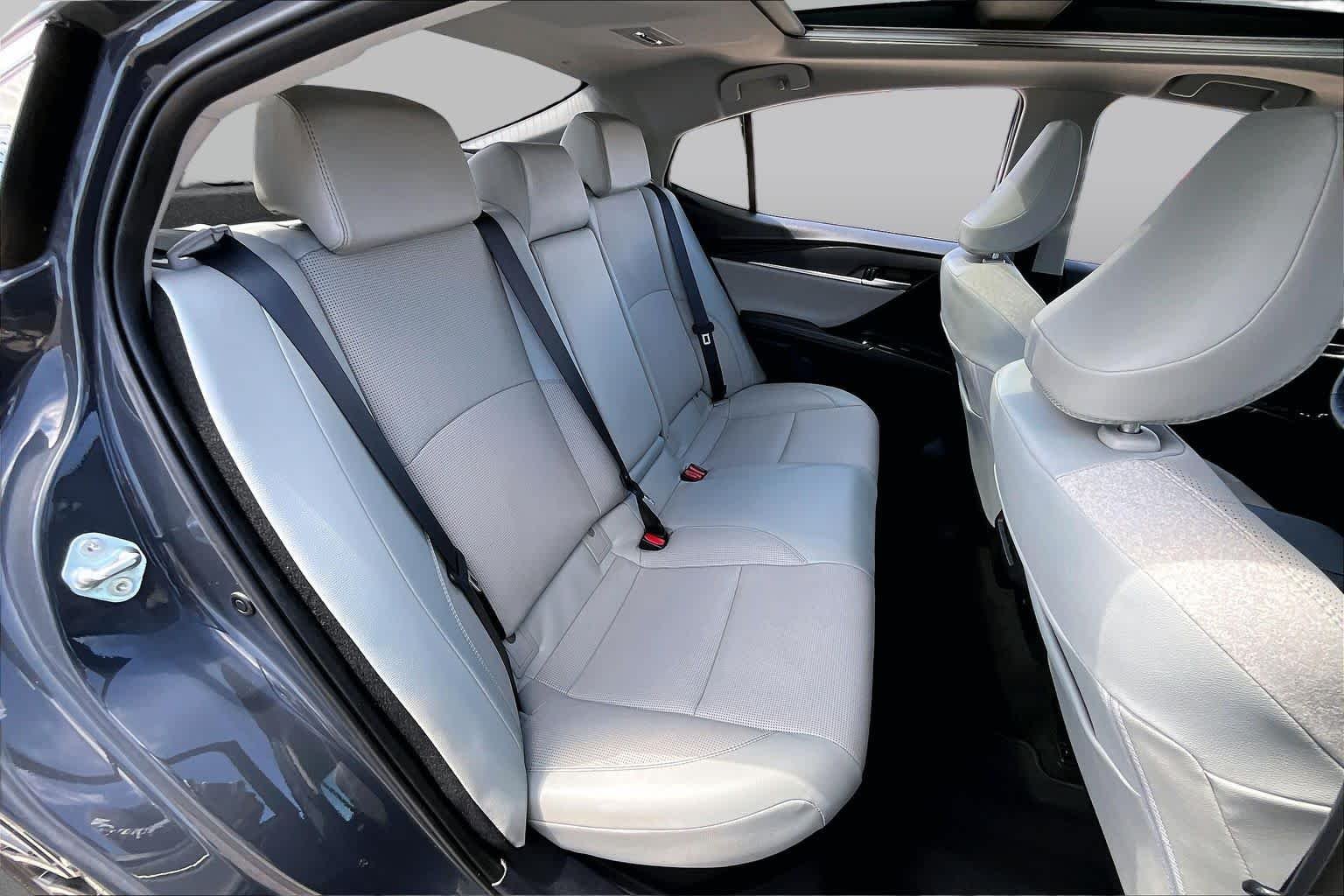 Used 2025 UNDERGROUND Toyota XLE image 20