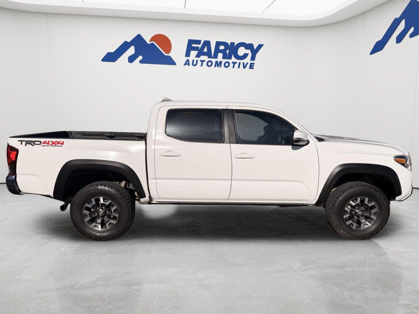 Used 2019 Super White Toyota TRD Off Road image 7