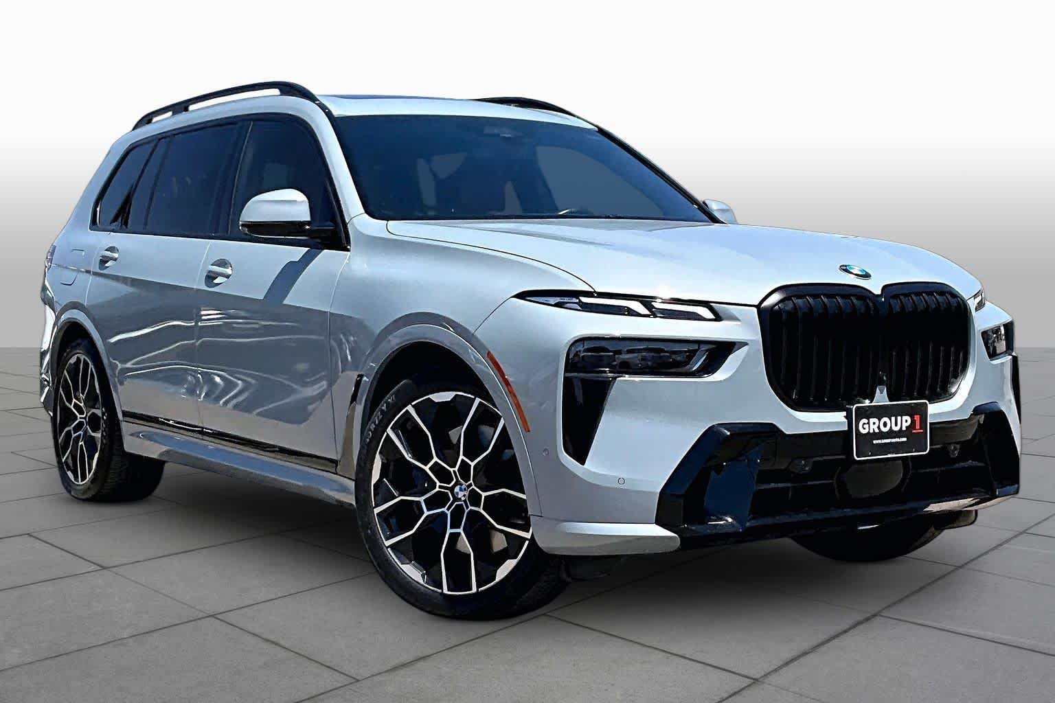 Used 2024 Brooklyn Grey Metallic BMW xDrive40i image 3