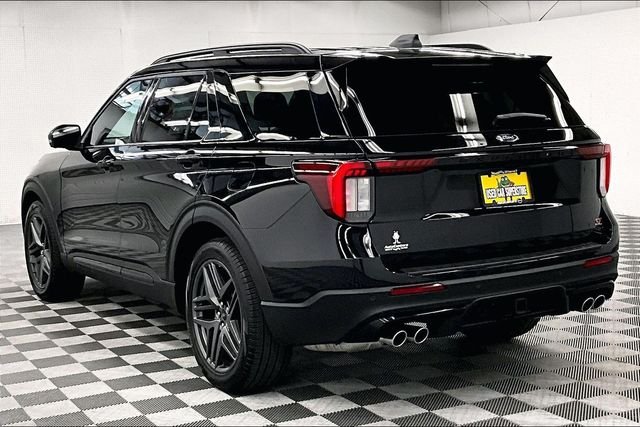 2025 Ford Explorer ST - Photo 3
