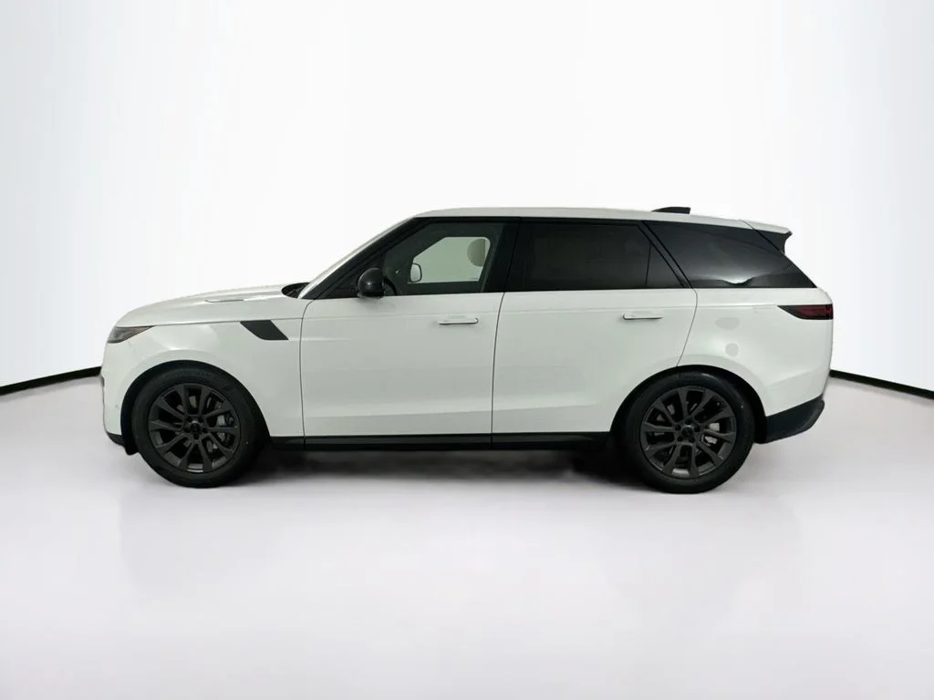 New 2026 Fuji White Land Rover SE image 8