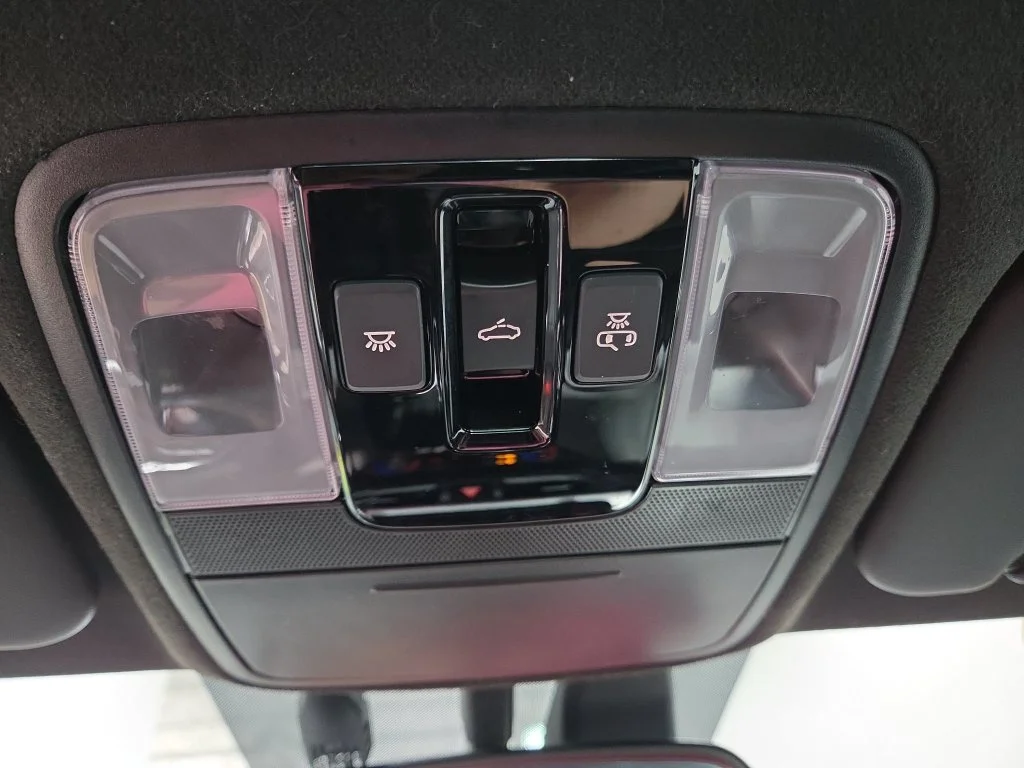Used 2023 Red Kia GT image 43