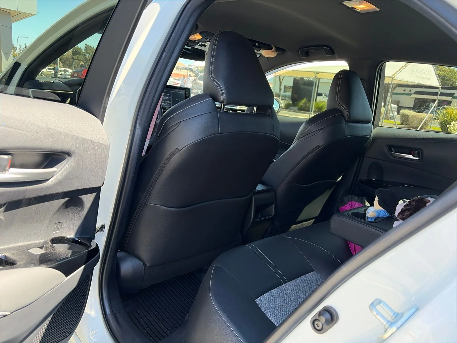 Used 2019 Super White Toyota XSE image 9