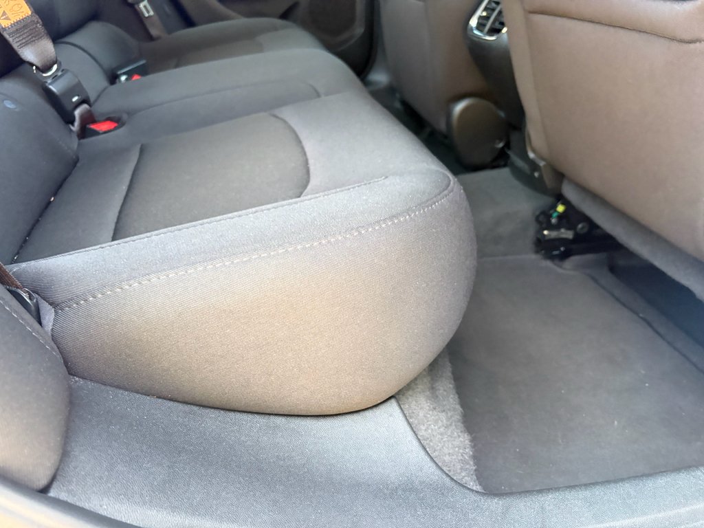 Used 2024 Summit White Chevrolet LT image 30