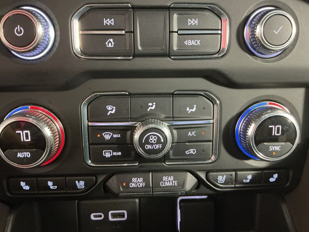 Certified Used 2022 Black GMC SLT image 34