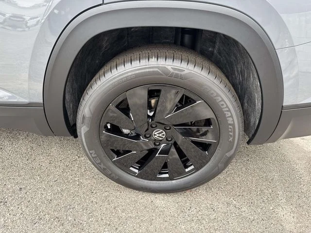 New 2026 Gray Volkswagen SE w/Technology image 5