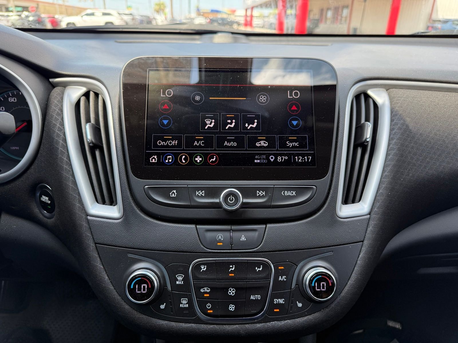 Used 2022 White Chevrolet LT image 7