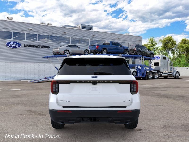 New 2026 Star White Metallic Tri-Coat Ford Active image 5