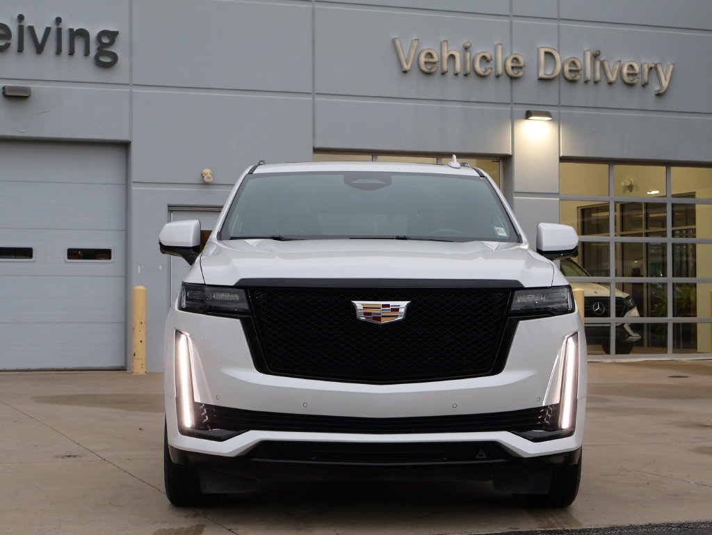 Used 2023 Cadillac Escalade Sport Platinum with VIN 1GYS4GKL7PR483290 for sale in Kansas City