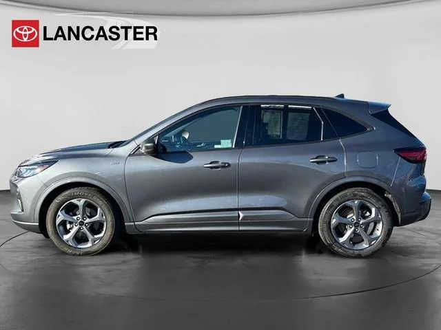 Used 2023 Gray Ford ST-Line image 4