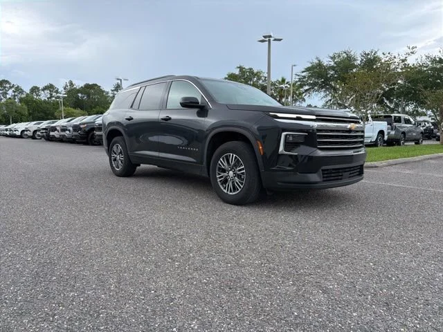 2025 Chevrolet Traverse FWD LT's photo