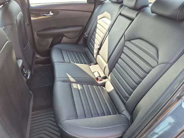 2023 Kia Forte GT-Line - Photo 25