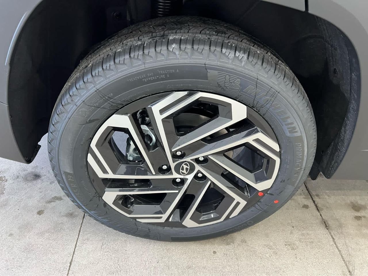 New 2026 Phantom Black Hyundai Limited AWD image 9