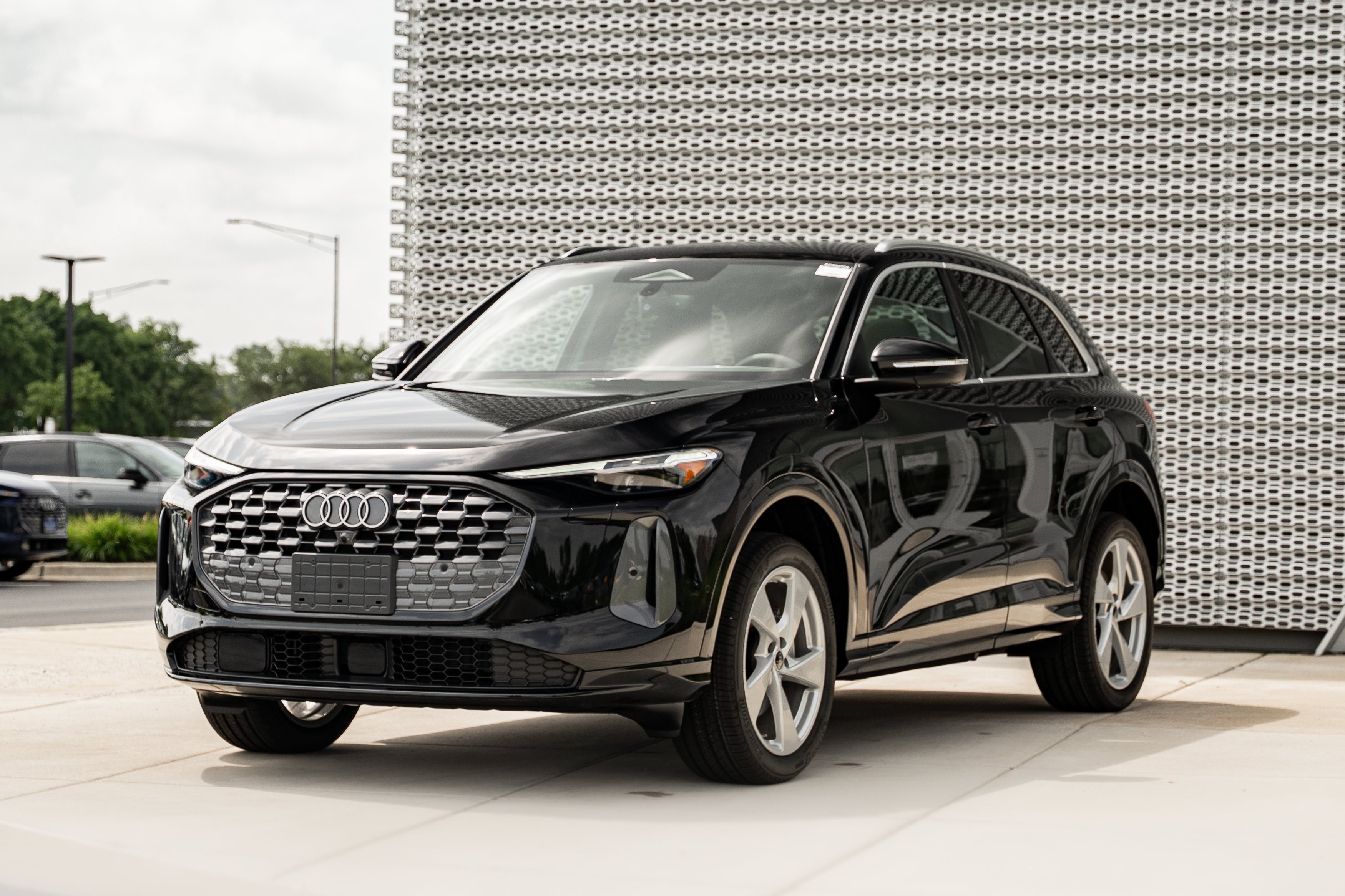 New 2026 Mythos Audi Premium Plus image 7