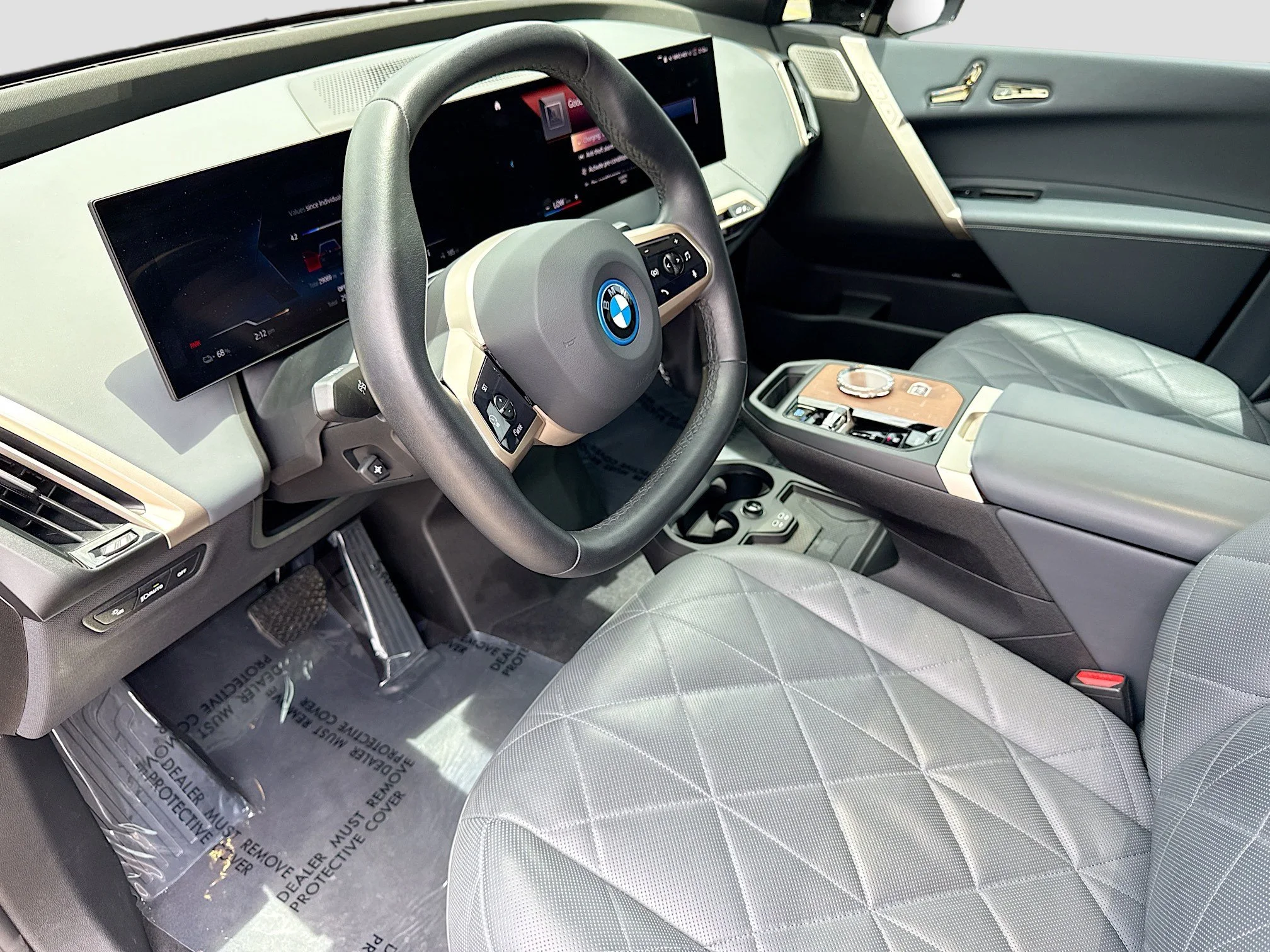 Certified Used 2023 Black Sapphire Metallic BMW M60 image 26
