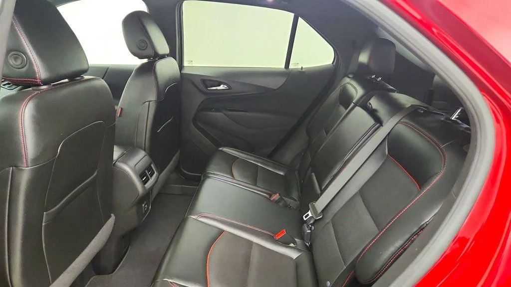 Used 2023 Radiant Red Tintcoat Chevrolet FWD 4dr RS w/ Leather Pkg & Safety/Infotainment Pkg image 20