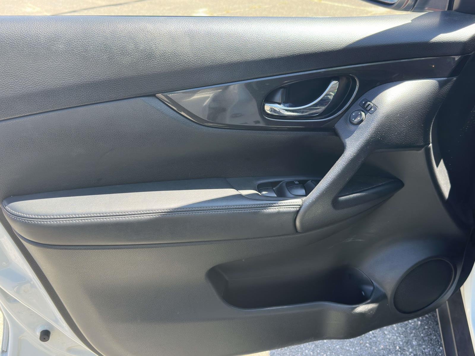 2017 Nissan Rogue S - Photo 21
