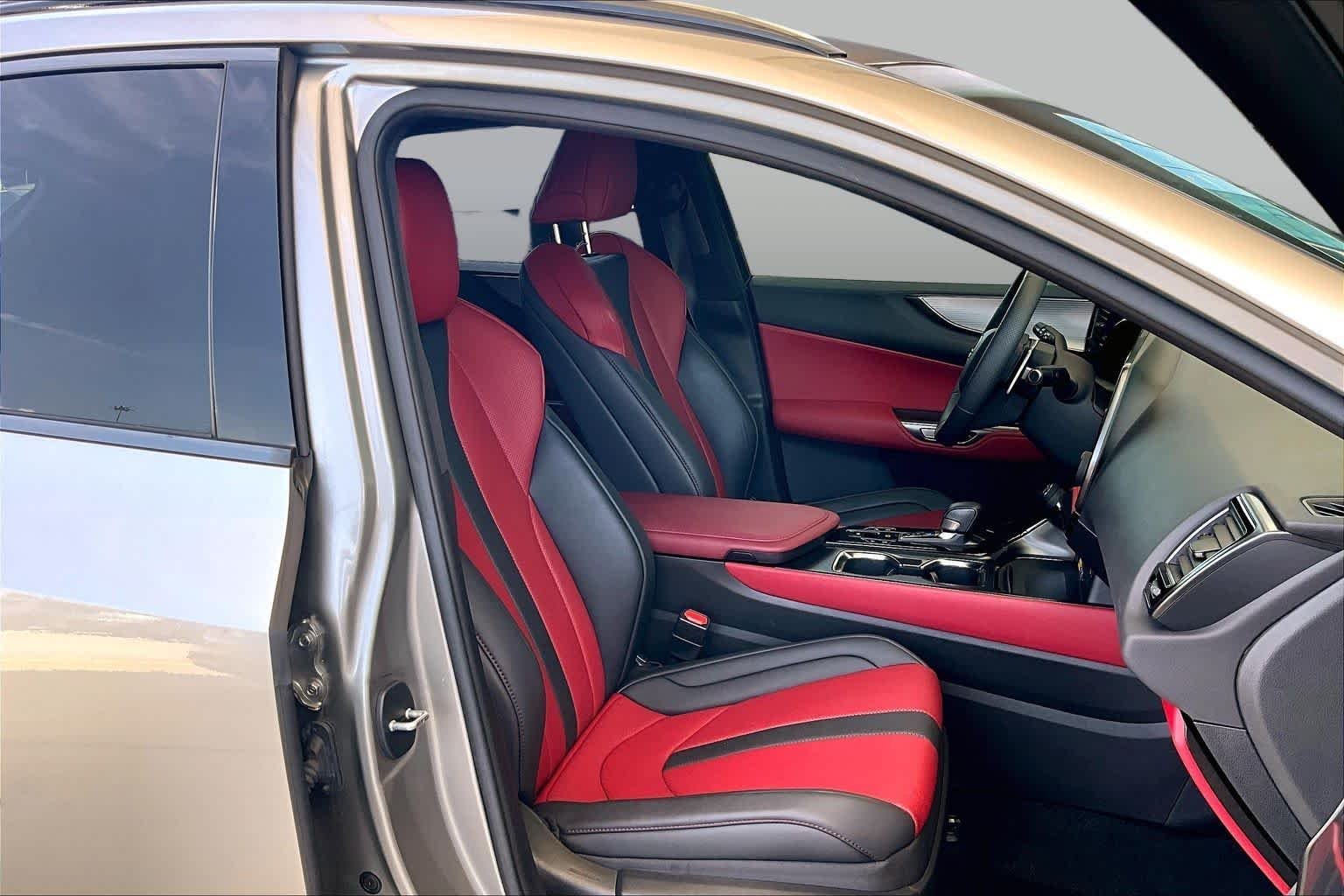 Used 2024 Atomic Silver Lexus F SPORT Handling image 9
