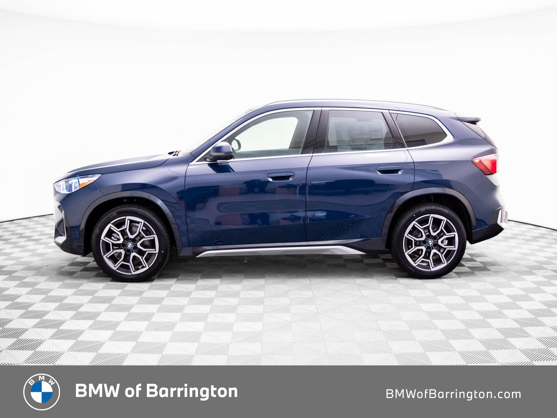 New 2026 Night Dusk Blue Metallic BMW xDrive28i image 2