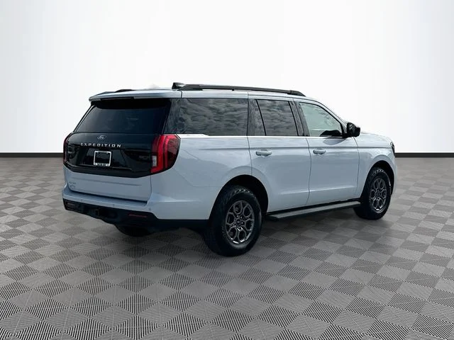 Used 2025 Silver Ford Active image 5