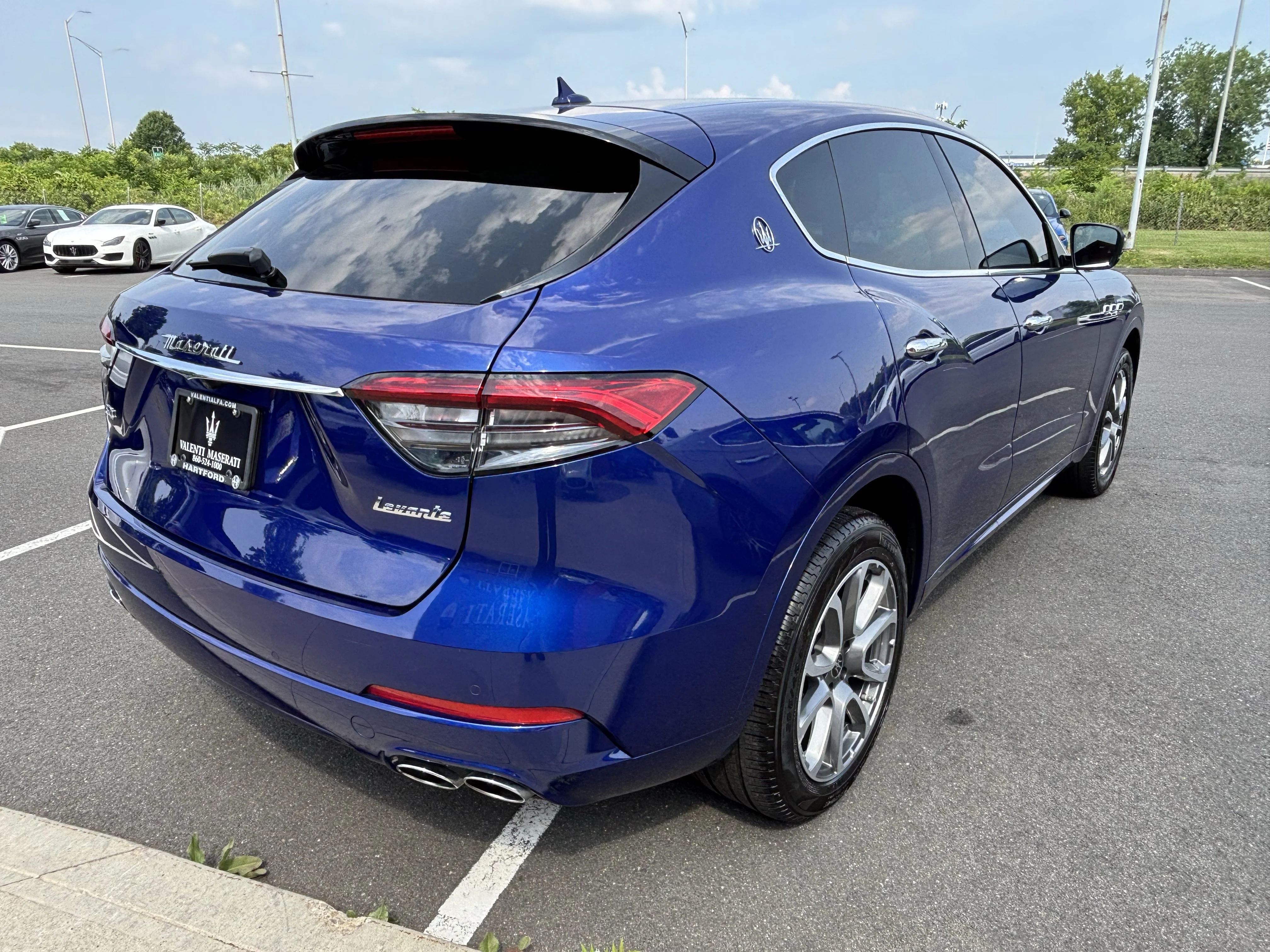 Used 2021 Blu Emozione Metallic Maserati S image 7