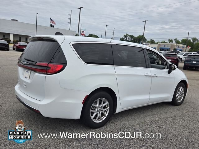 Used 2023 White Chrysler Touring L image 16