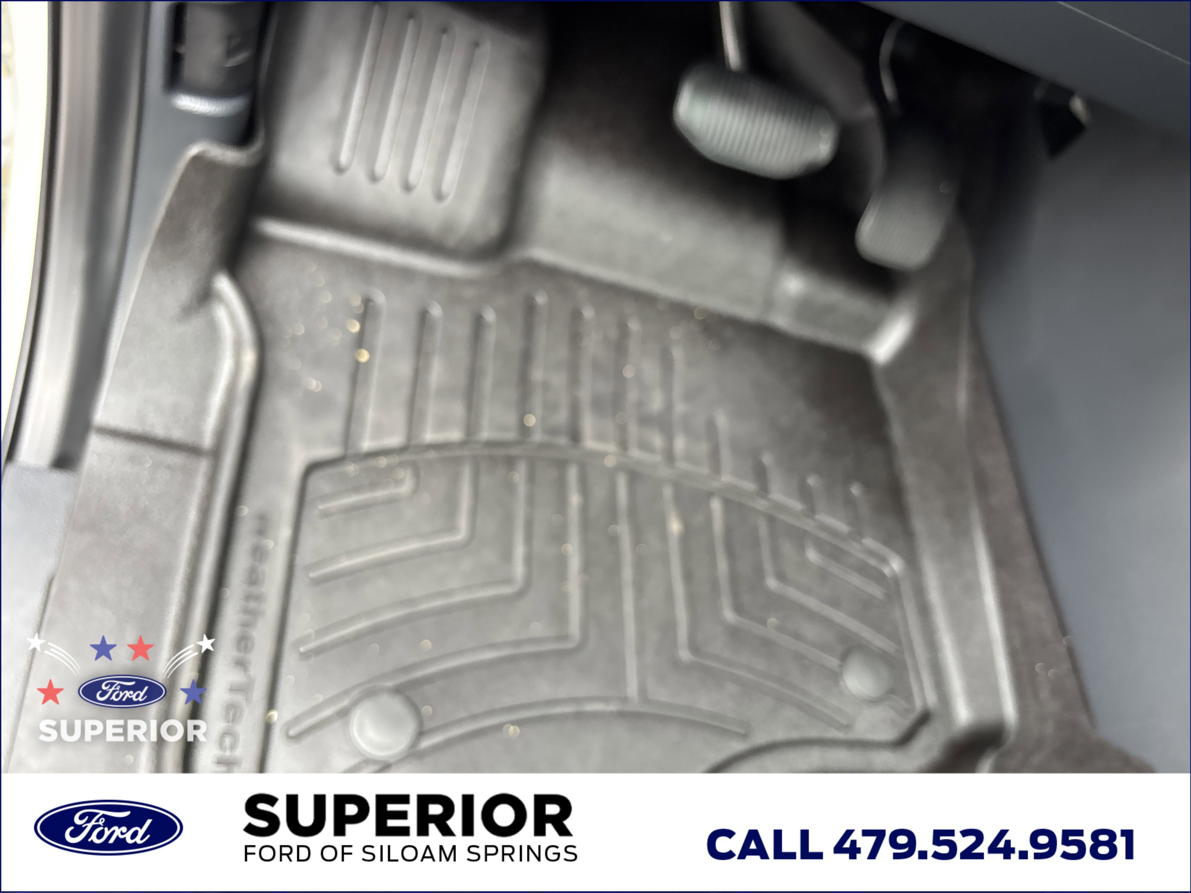 Used 2023 Star White Metallic Tri-Coat Ford Platinum 4WD image 31