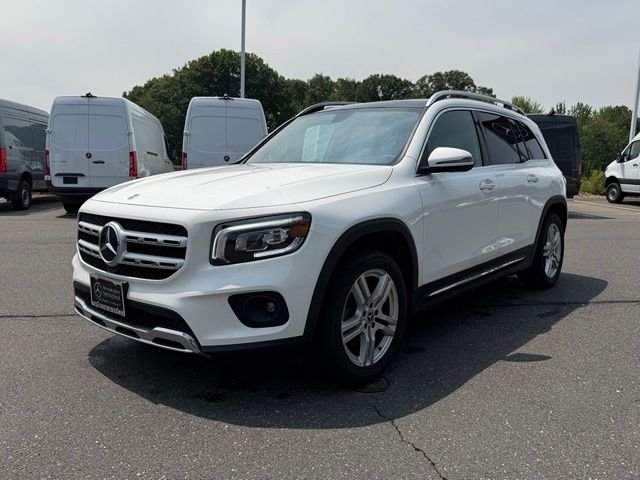 Certified Used 2022  Mercedes-Benz GLB 250 image 3