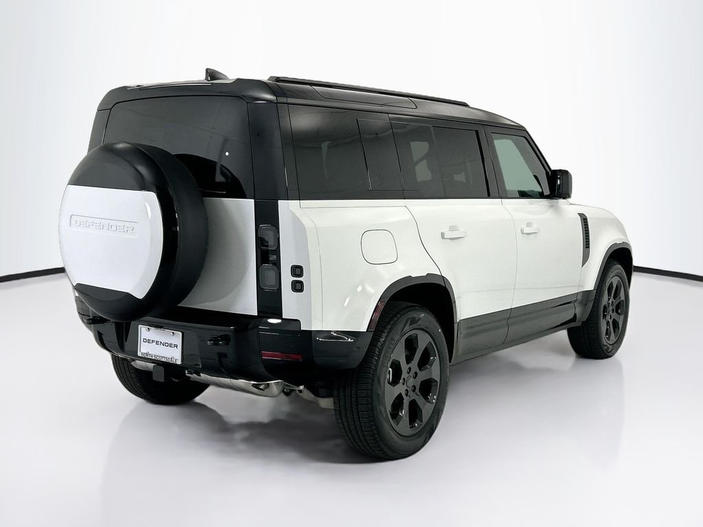 New 2026 Fuji White Land Rover X-Dynamic SE image 5