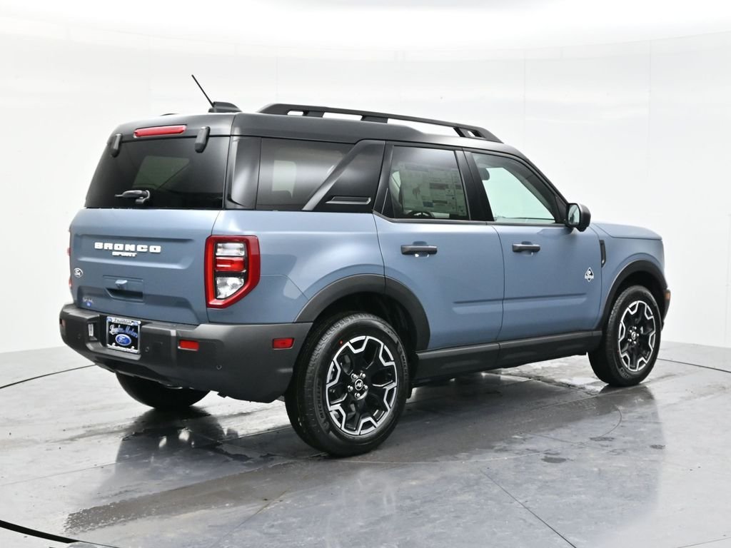 New 2026 Azure Gray Metallic Tri-Coat Ford Outer Banks® image 5