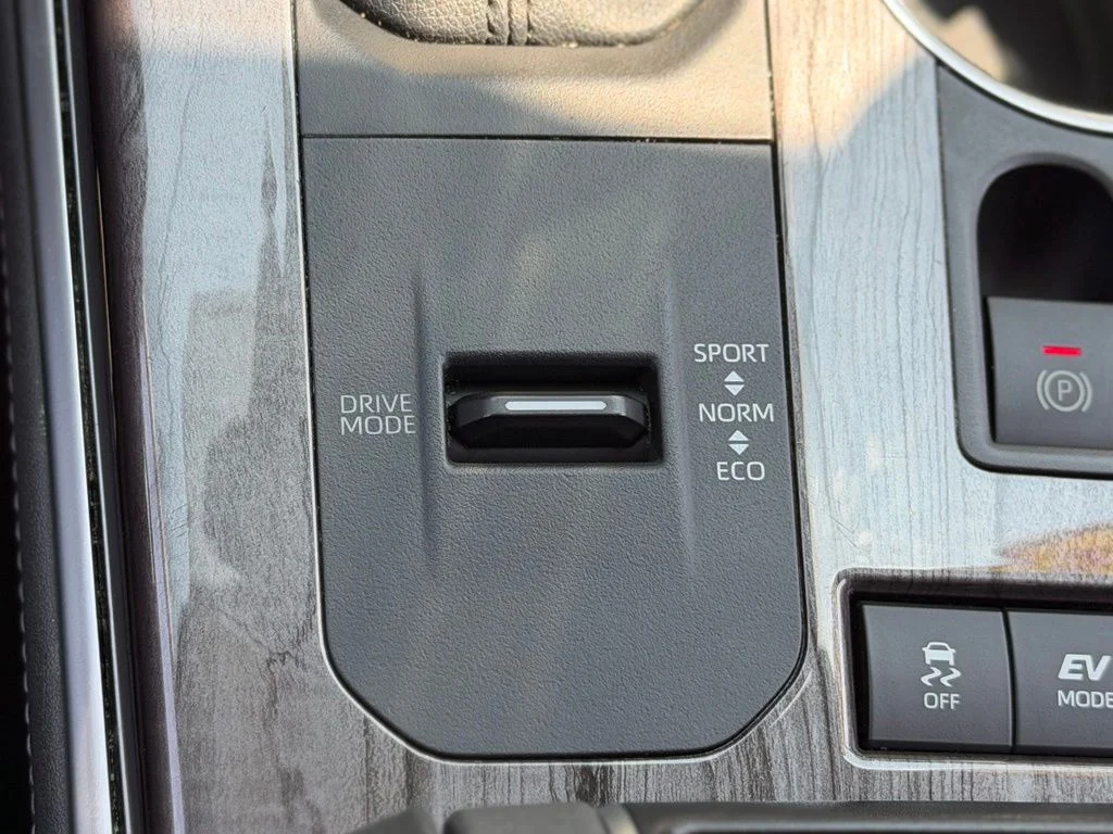 Used 2021 Gray Toyota Platinum image 19