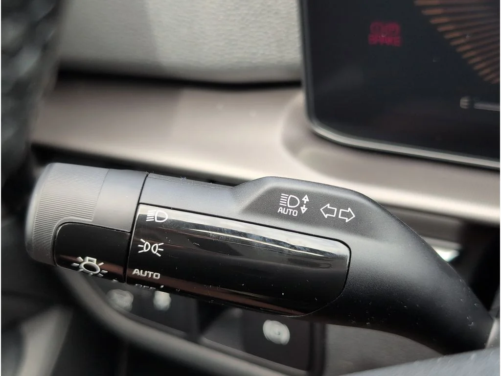 New 2026 Glacial White Pearl Kia EX image 26