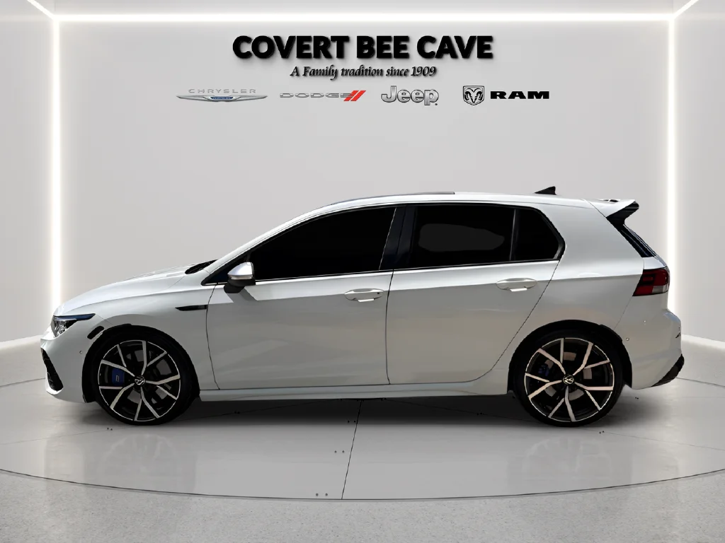 Used 2022  Volkswagen 2.0T image 10