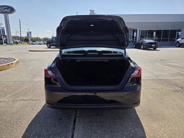 Used 2025 BLACK Toyota LE image 30