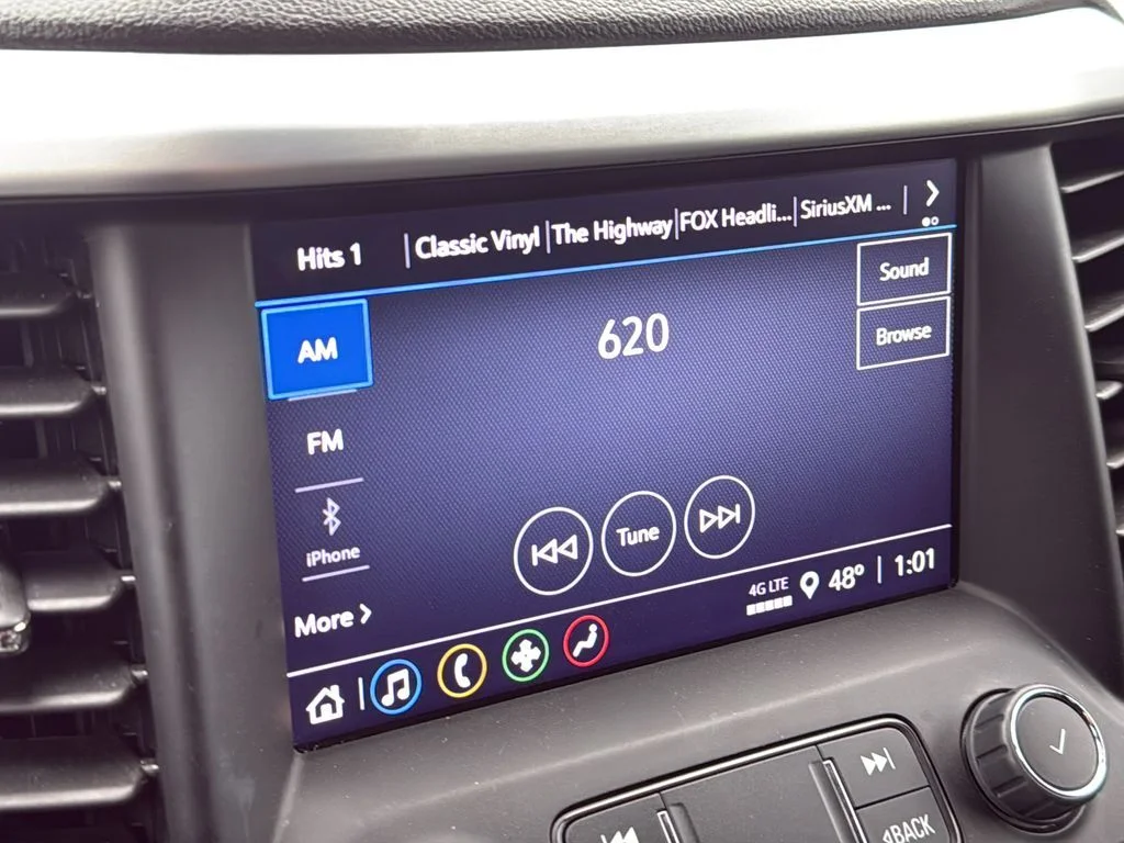 Used 2023 Black GMC SLE image 9