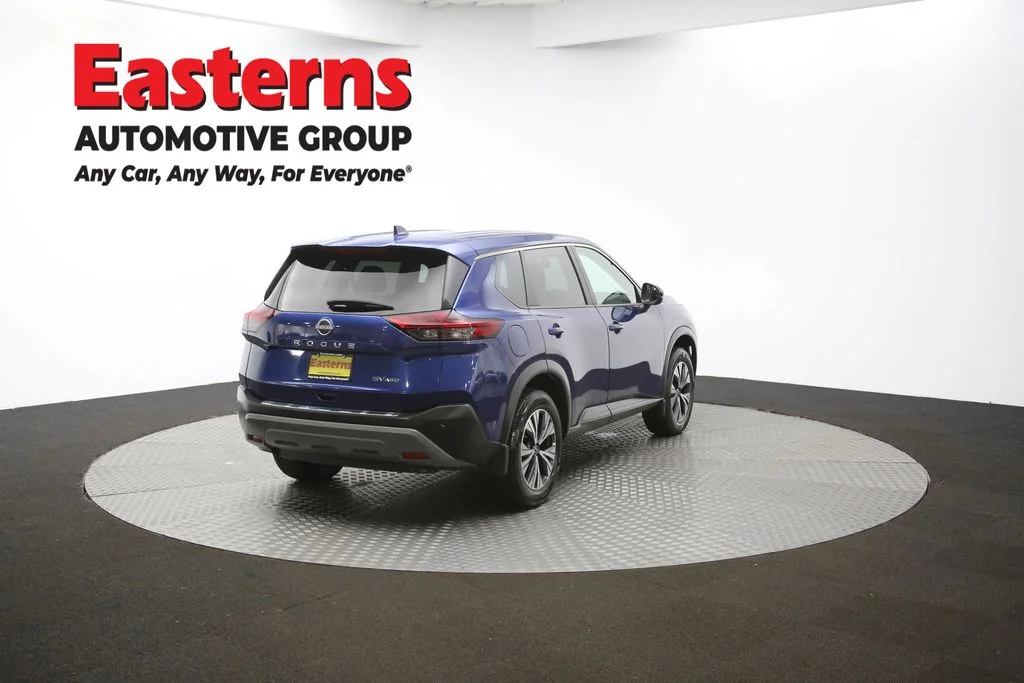 Used 2022 Blue Nissan SV image 38