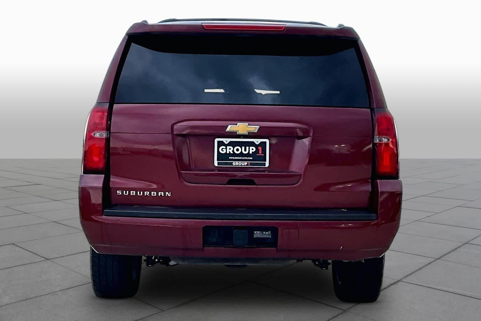 Pre-Owned 2016 Chevrolet Suburban LT