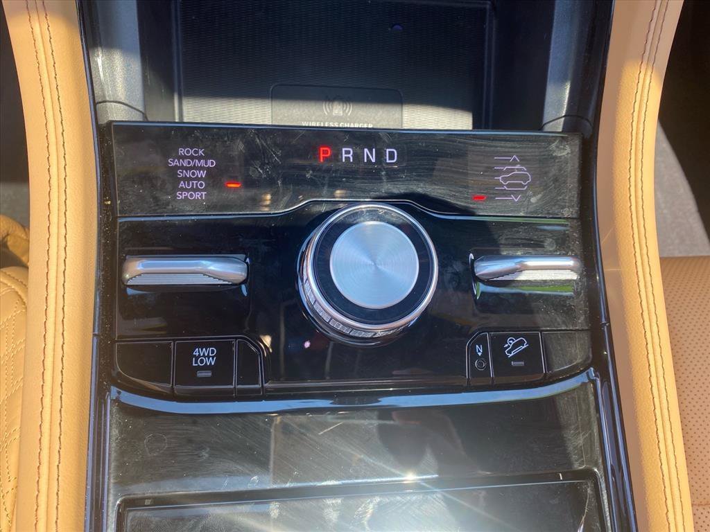 Used 2025 Bright White Clearcoat Jeep Summit Reserve image 12